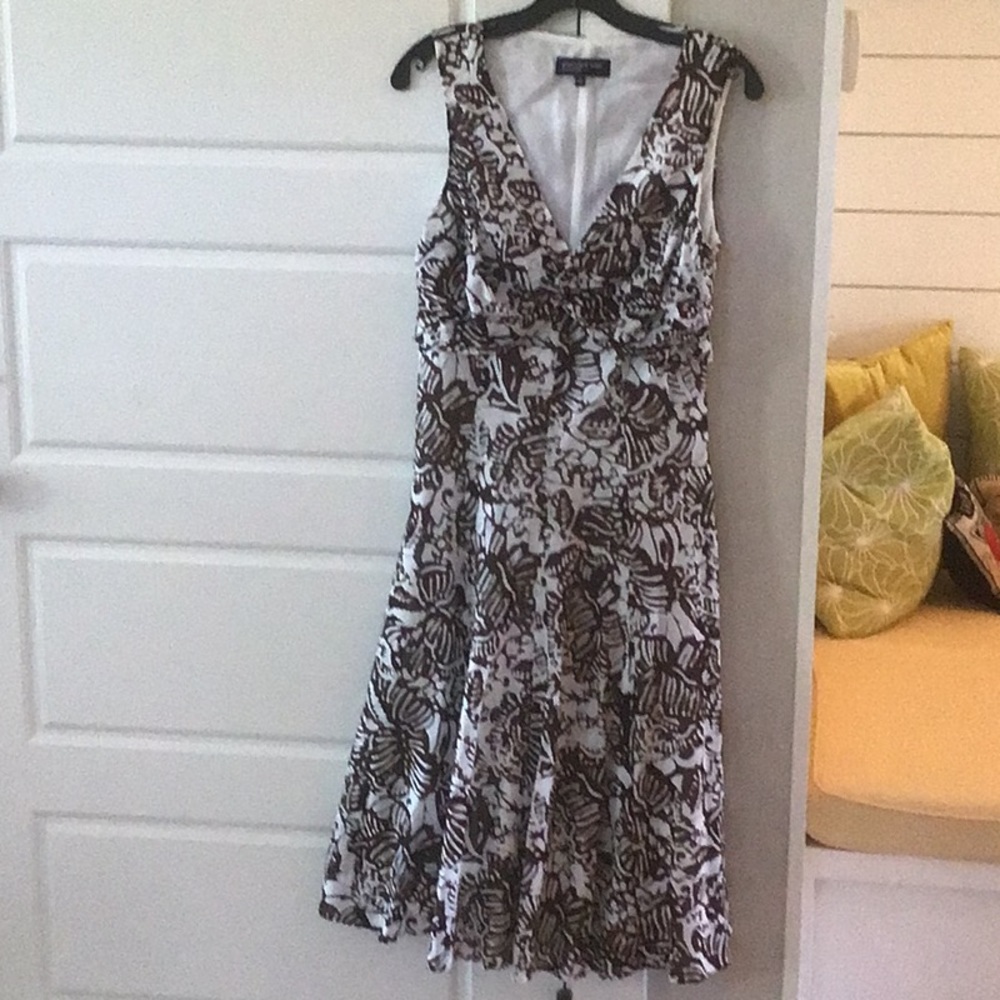 Jone New York Signature Brown Floral Batik-look Mid Length Lined Dress Size 8.